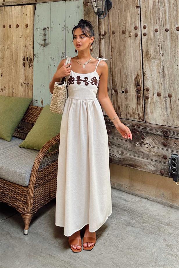 Robe longue brodée