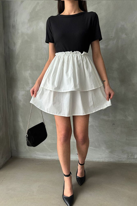 Robe blanche et noire