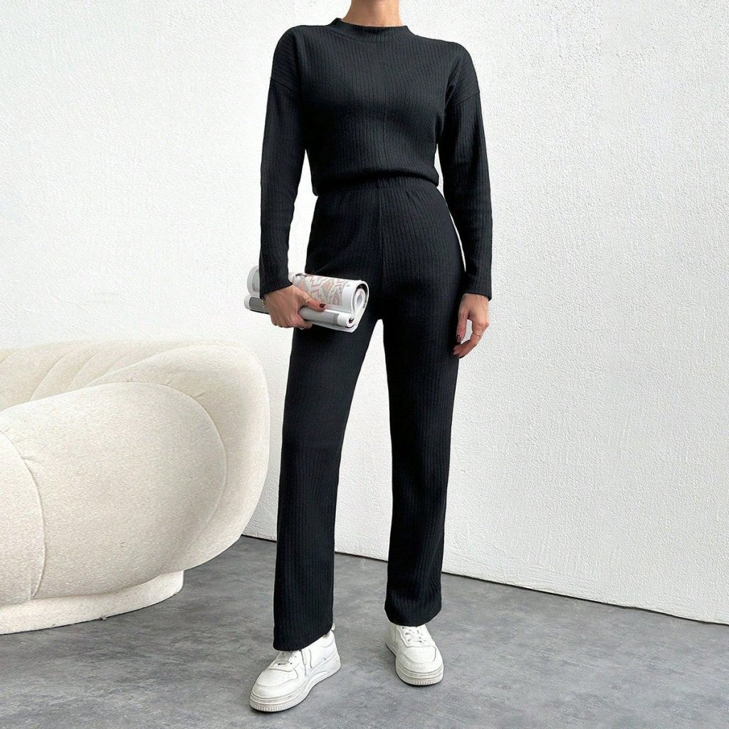 Ensemble noir en mailles