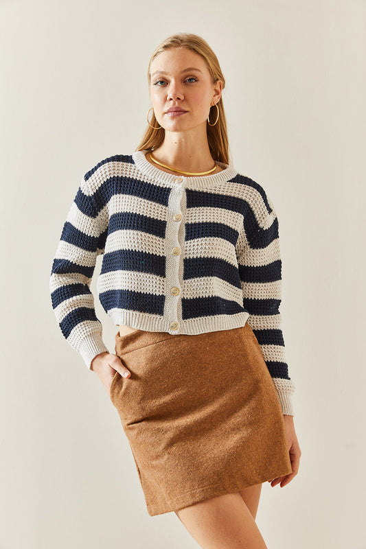 432 - Gilet écru/bleu marine