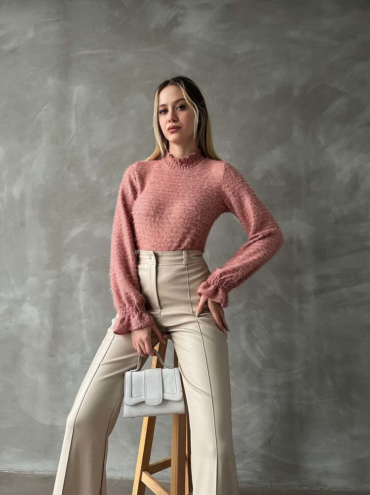 Blouse rose poils