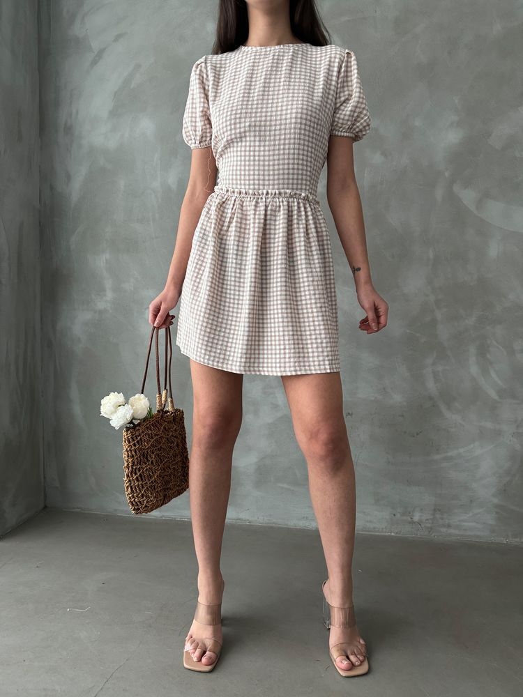 Robe beige carreaux