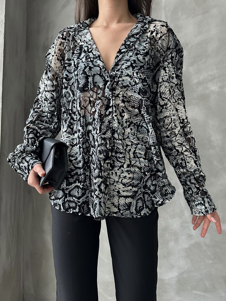 Blouse grise imprimée