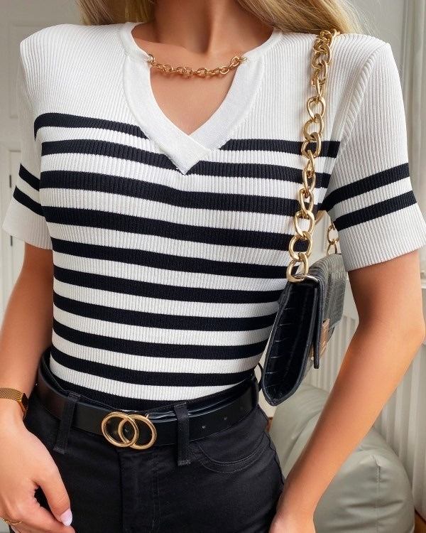 Tee shirt rayé noir et blanc