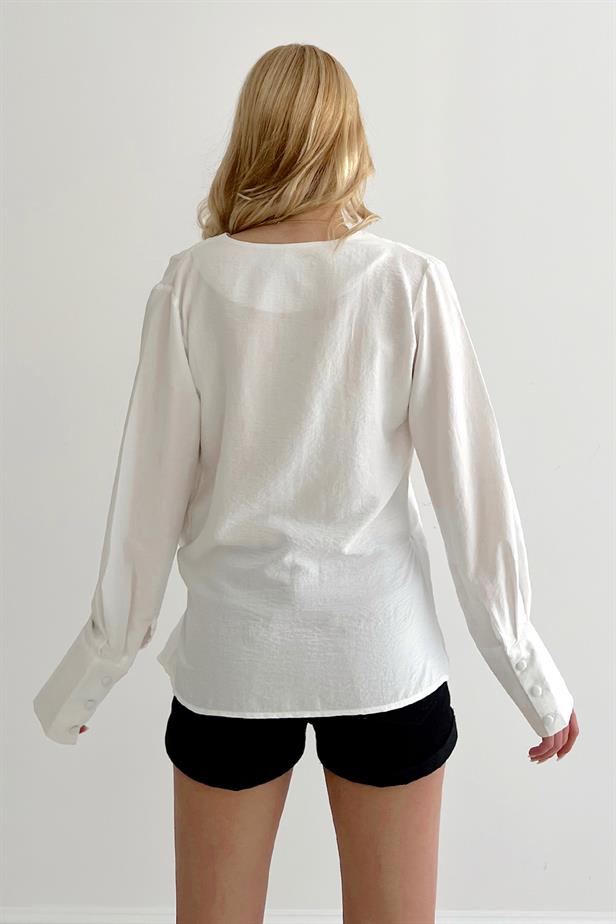 Chemise cache coeur blanche