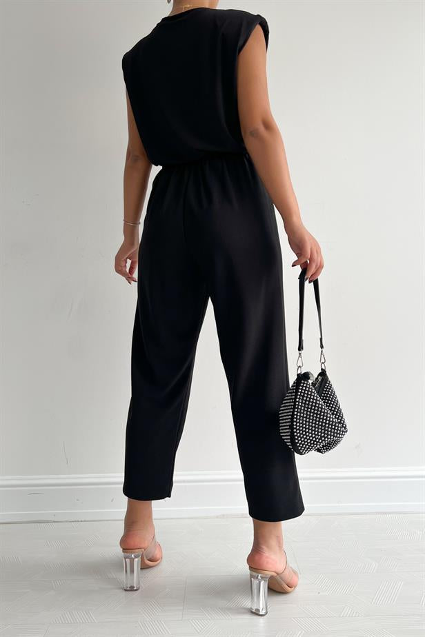 Pantalon noir cintré