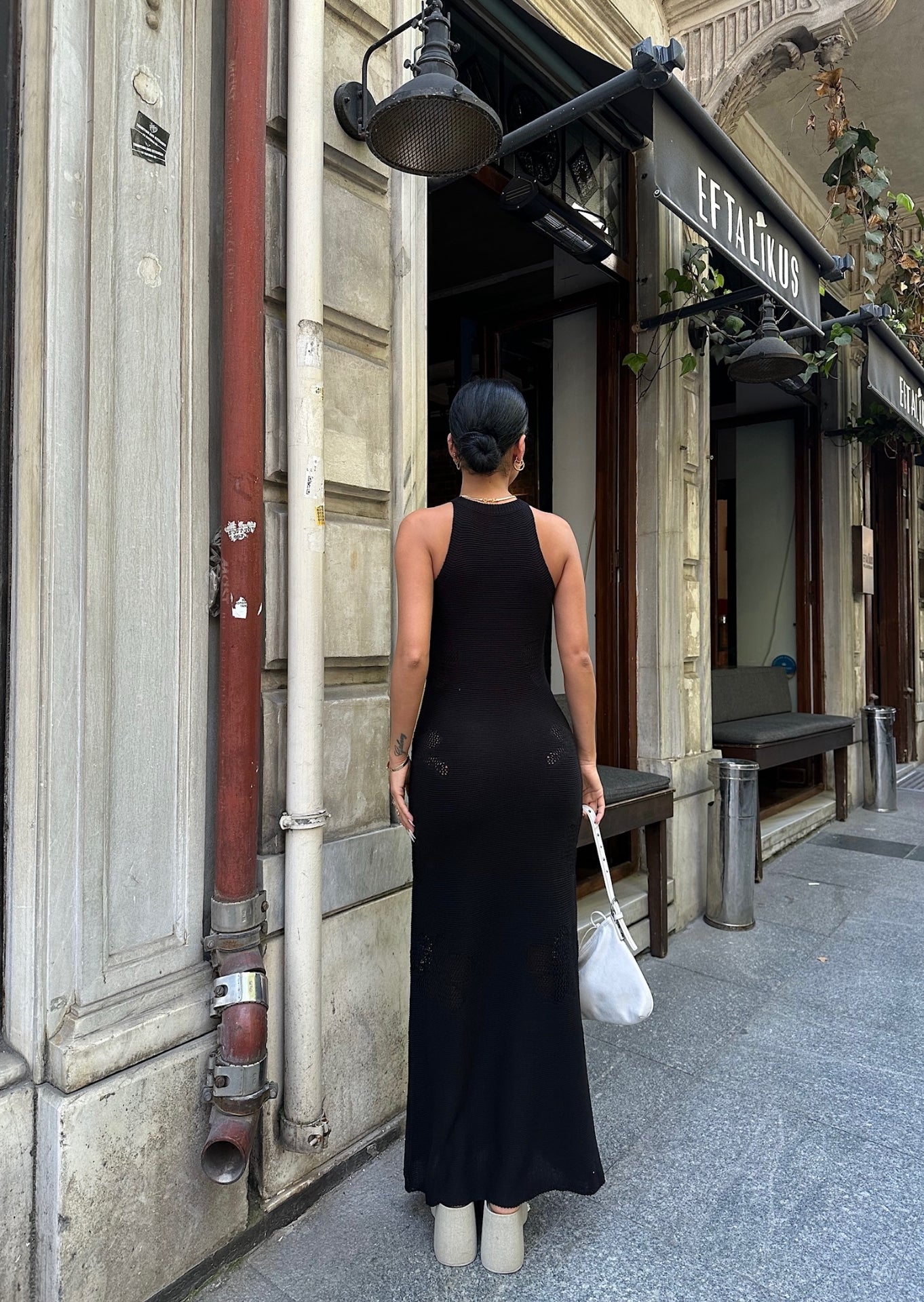 473 - Robe longue noire tricot