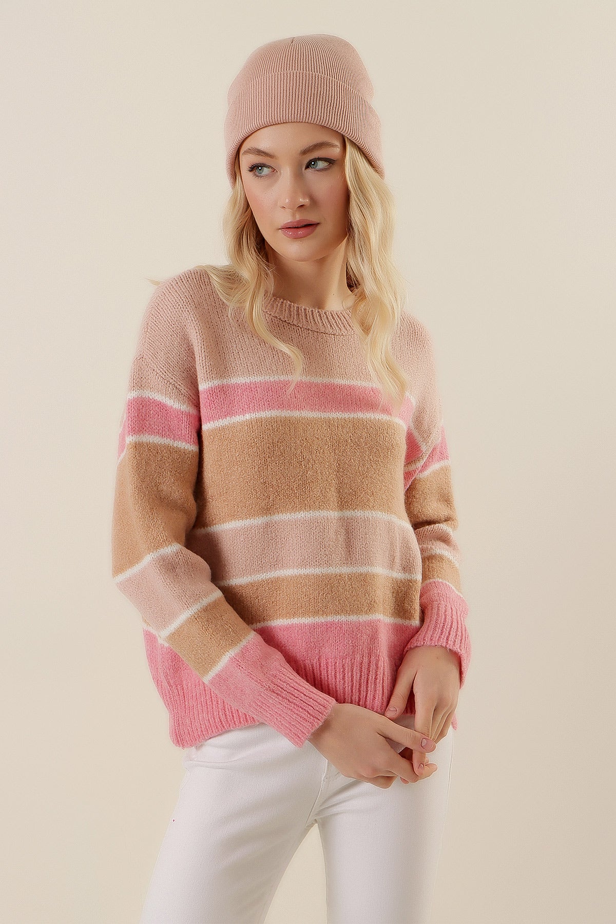 Pull rayée beige et rose