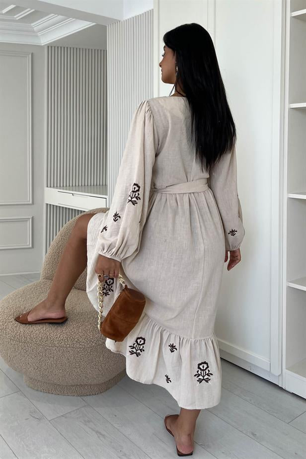 Robe brodée marron/beige