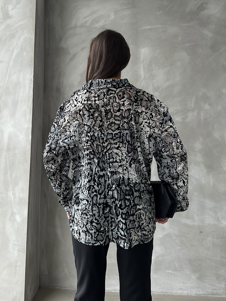 Blouse grise imprimée