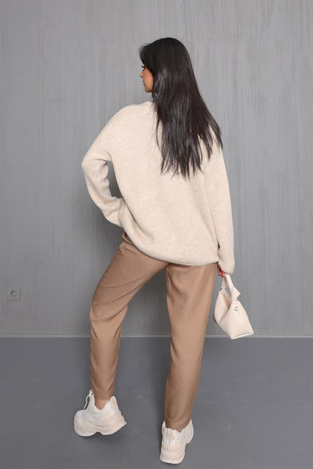 Pantalon carotte camel + ceinture