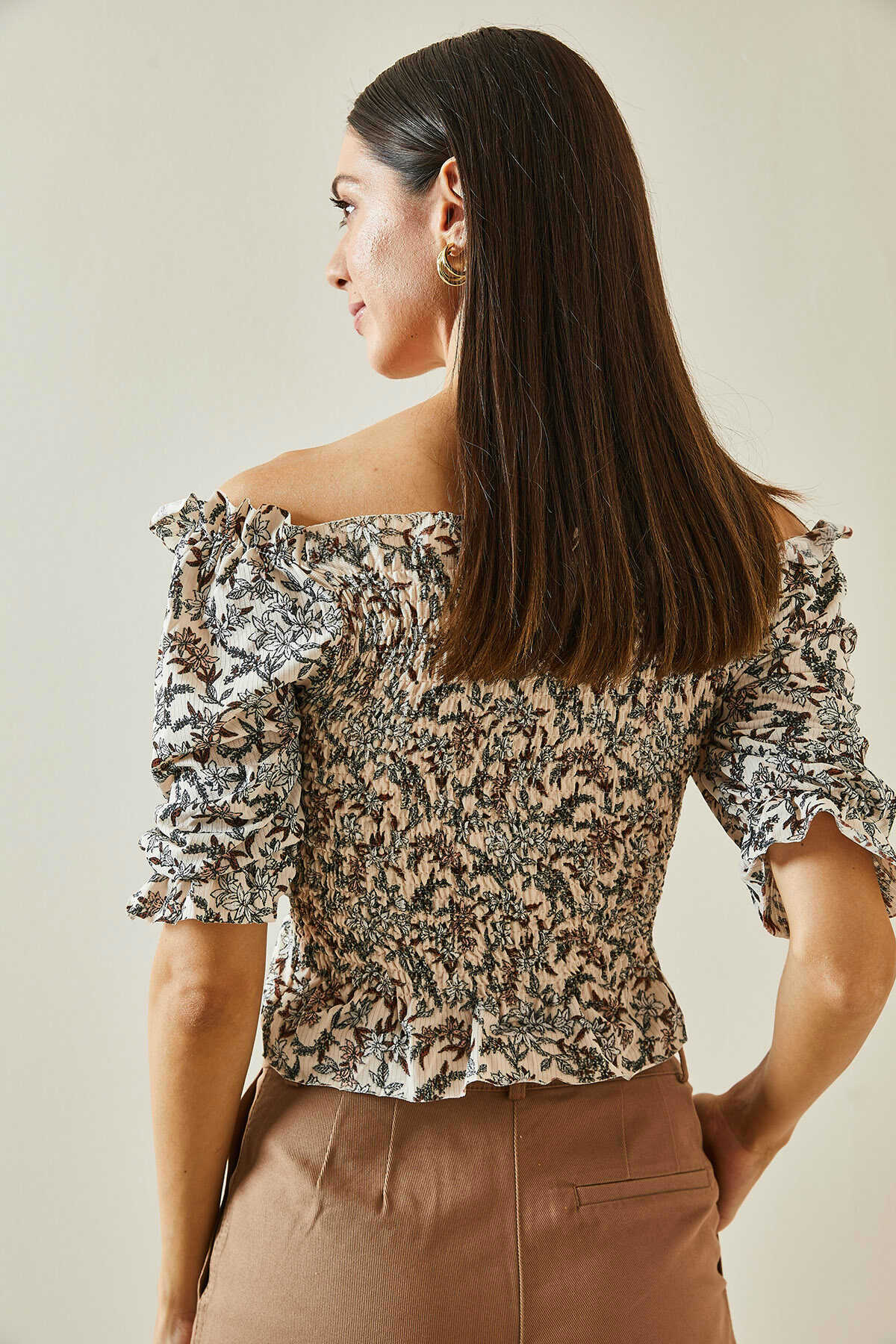 416 - Blouse imprimée beige