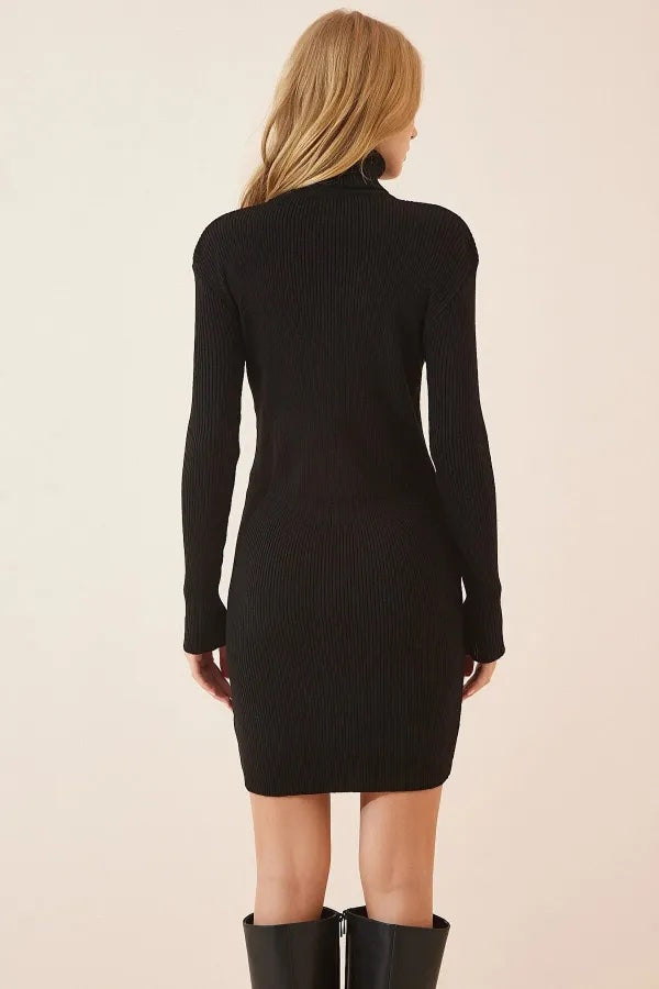 623 - Robe pull noire