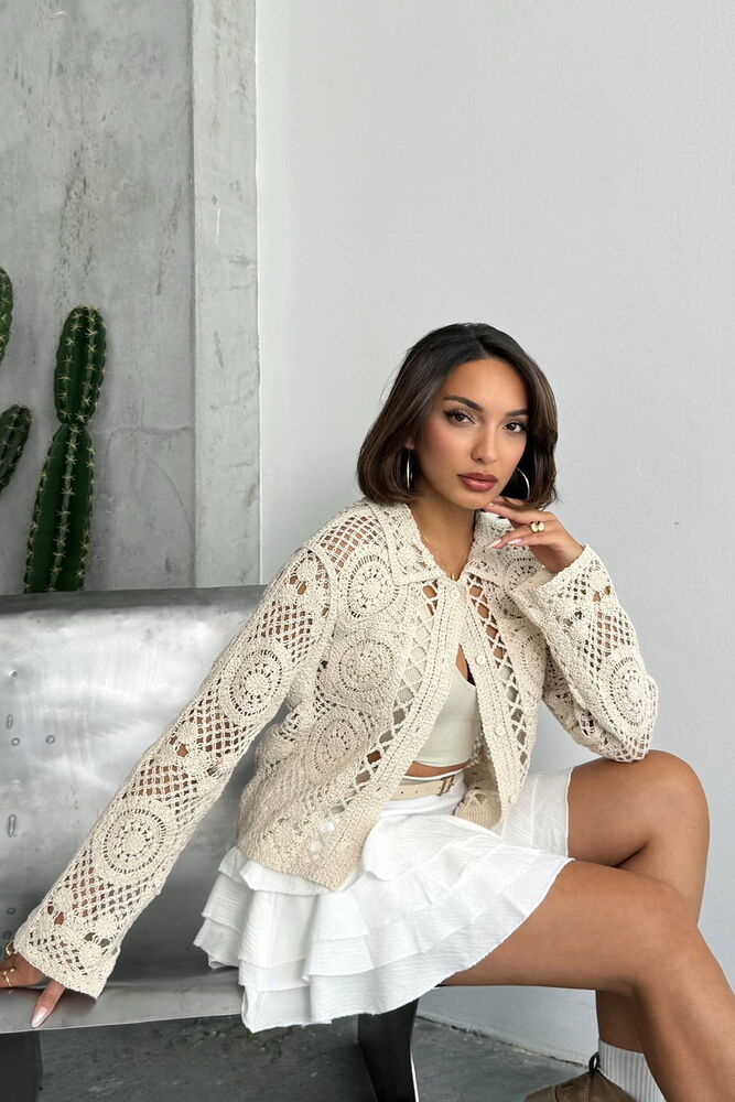 572 - Veste ajourée beige