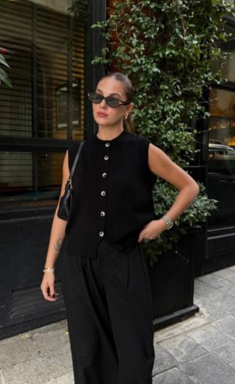 619 - Gilet sans manches noir