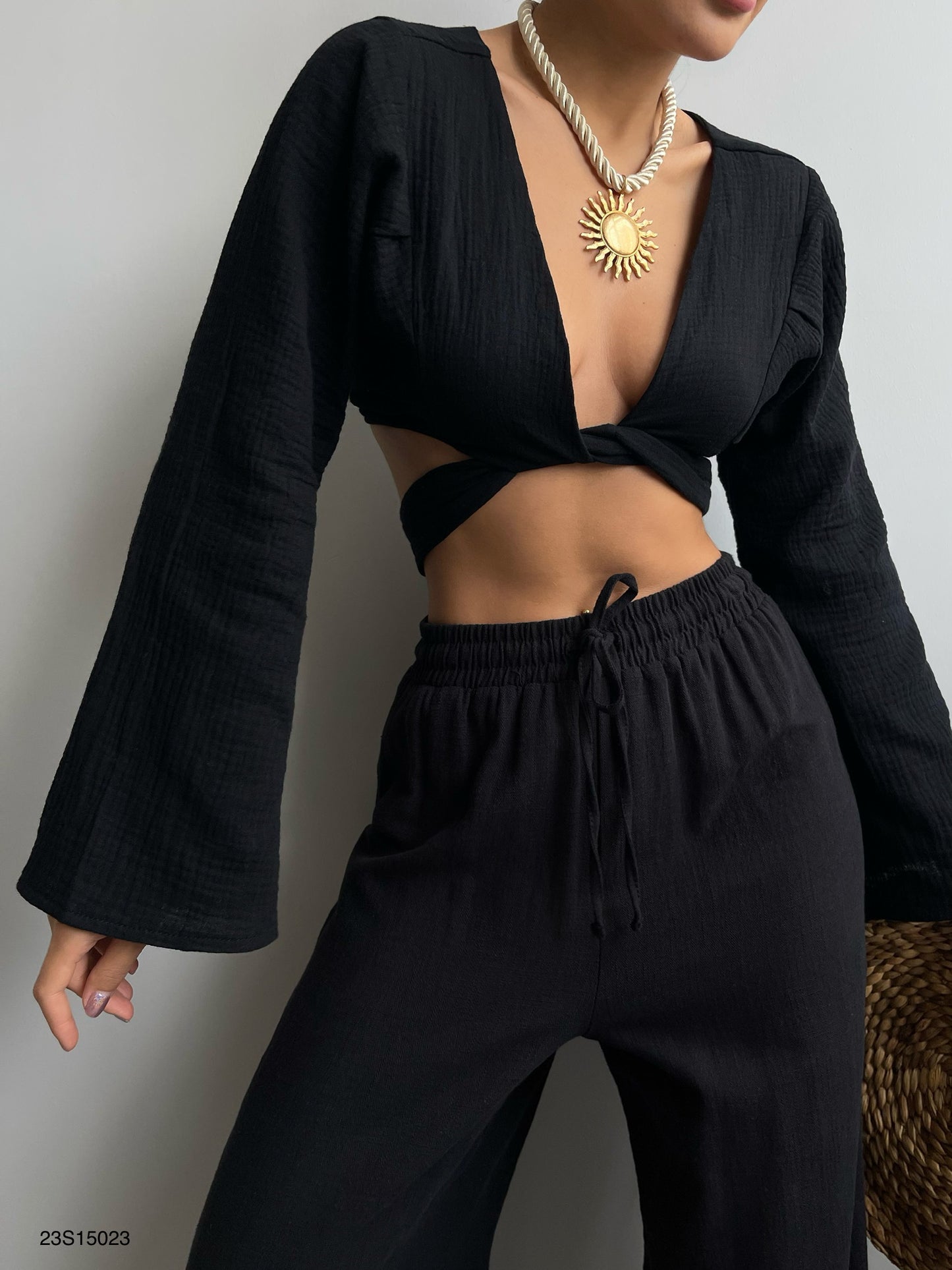 403 - Blouse noire gaze de coton