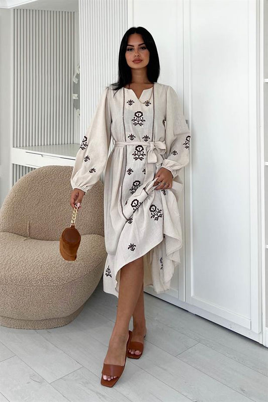 Robe brodée marron/beige