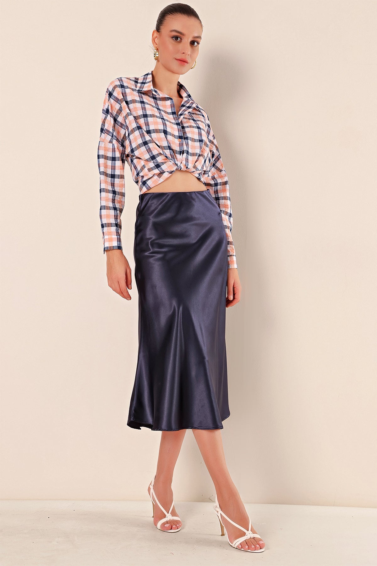 Jupe satin bleu marine