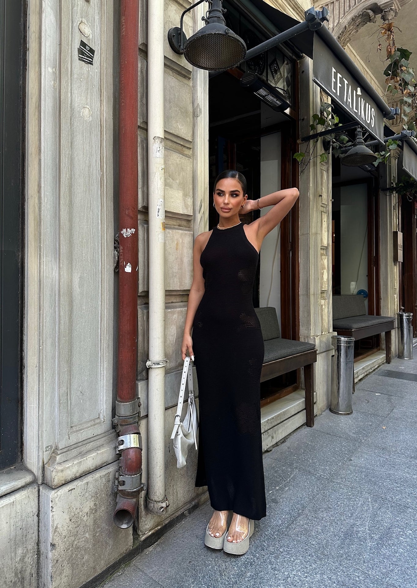 473 - Robe longue noire tricot