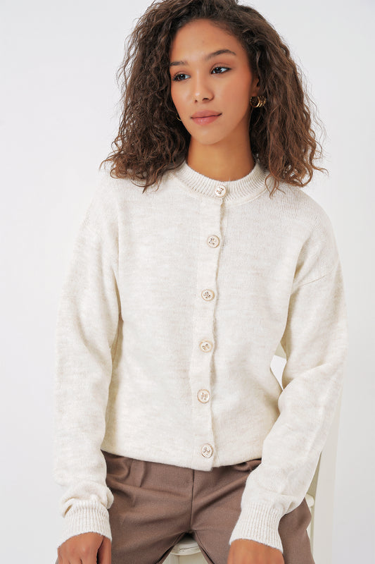 540 - Gilet boutonné écrue