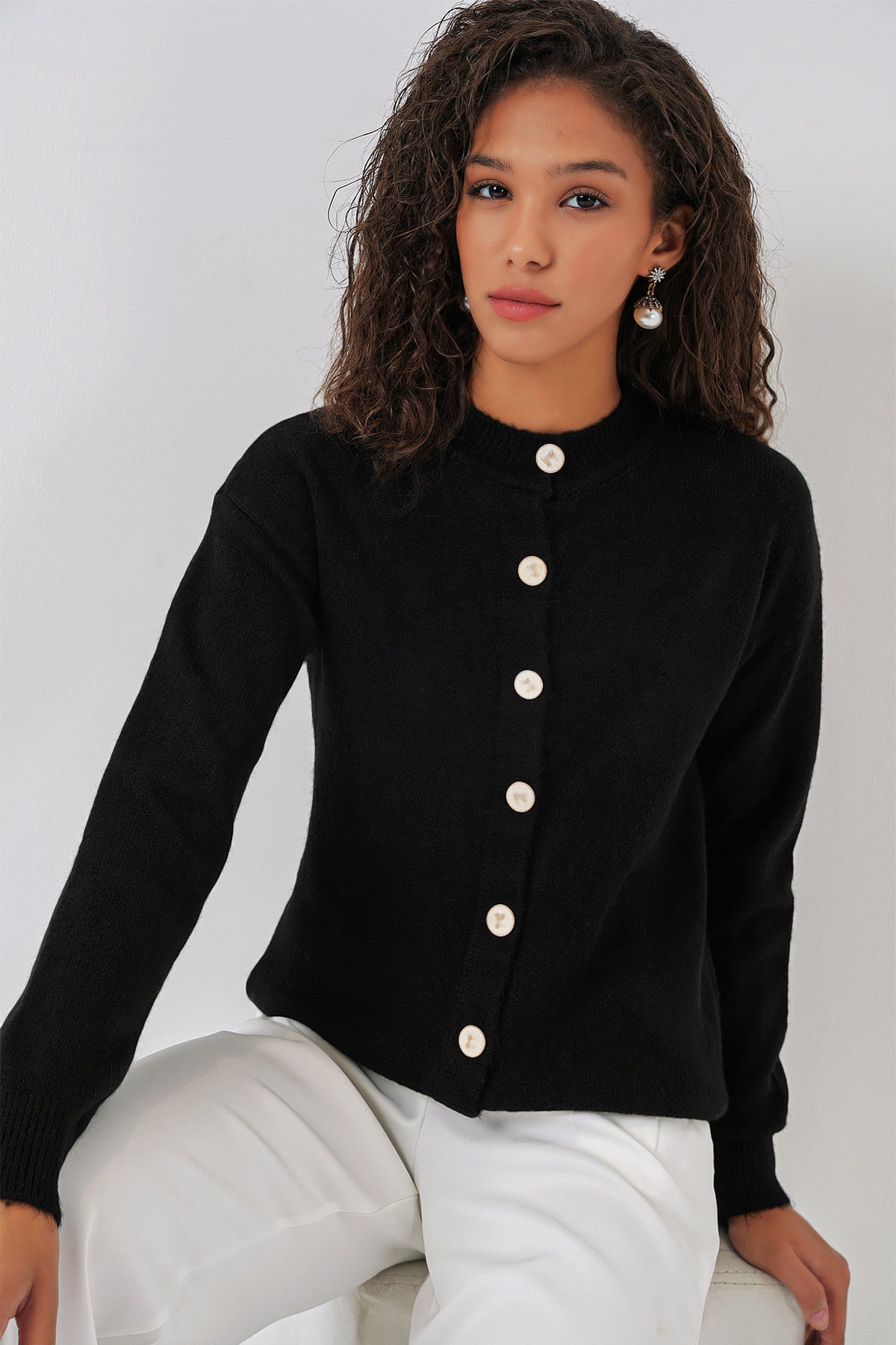 522 - Gilet boutonné noir