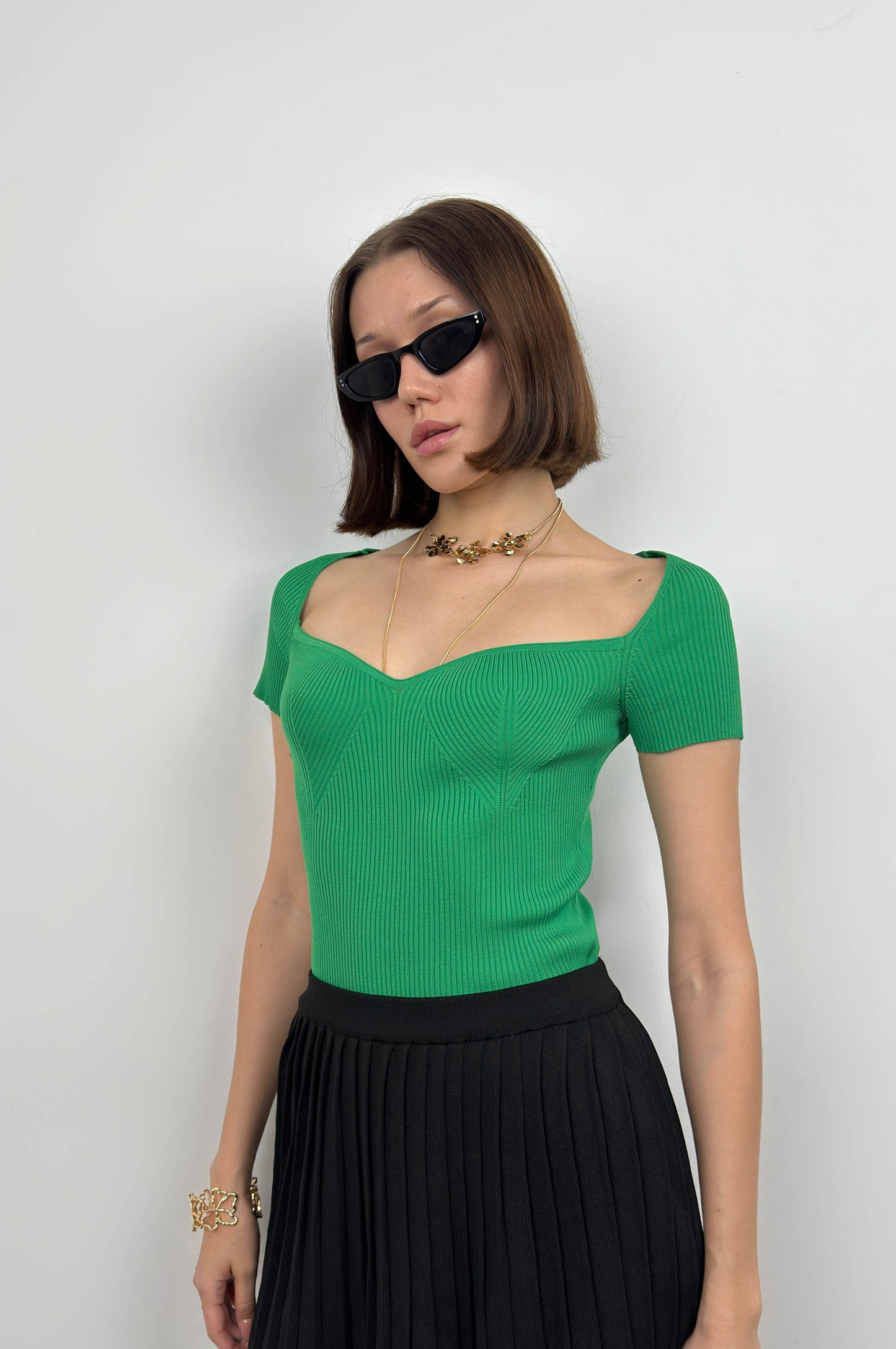 598 - Tee-shirt vert mailles