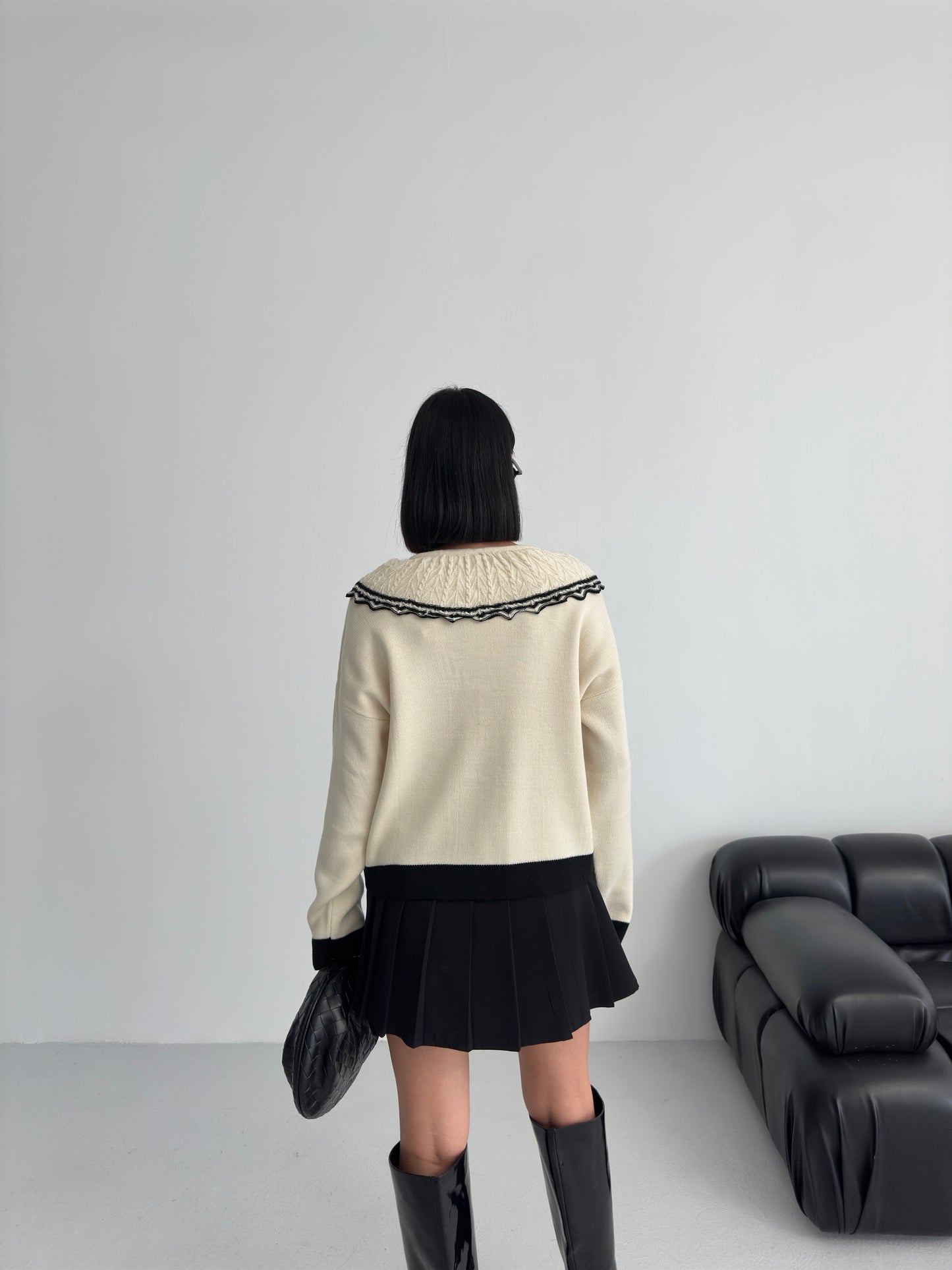 638 - Gilet beige et noir