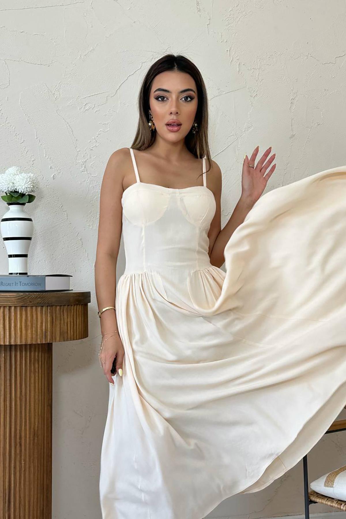 644 - Robe longue écrue