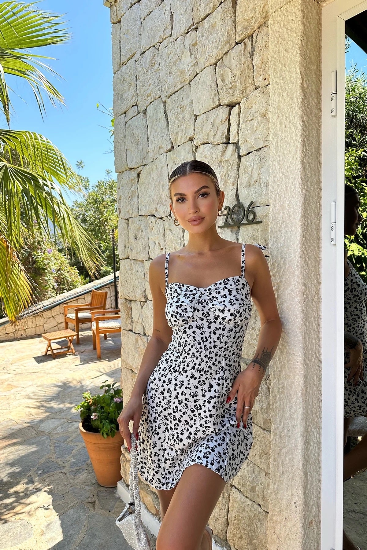 Robe imprimée noire et blanche