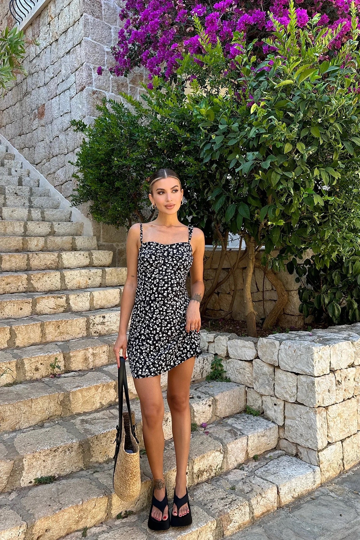 Robe imprimée floral noire