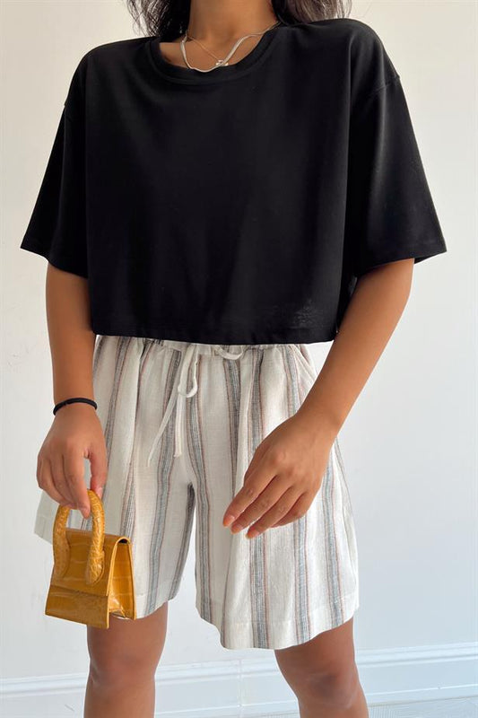 Tee-shirt noir court