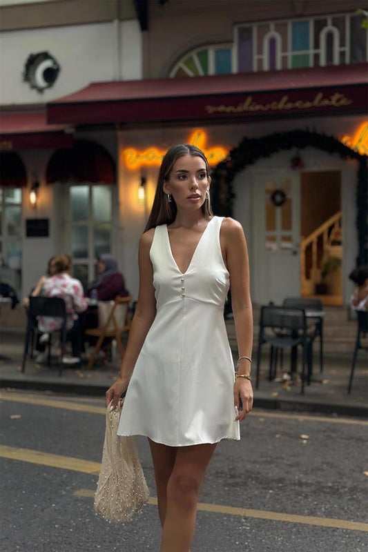 440 - Robe satin écrue