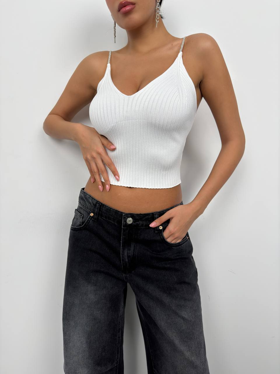 436 - Crop top blanc + strass