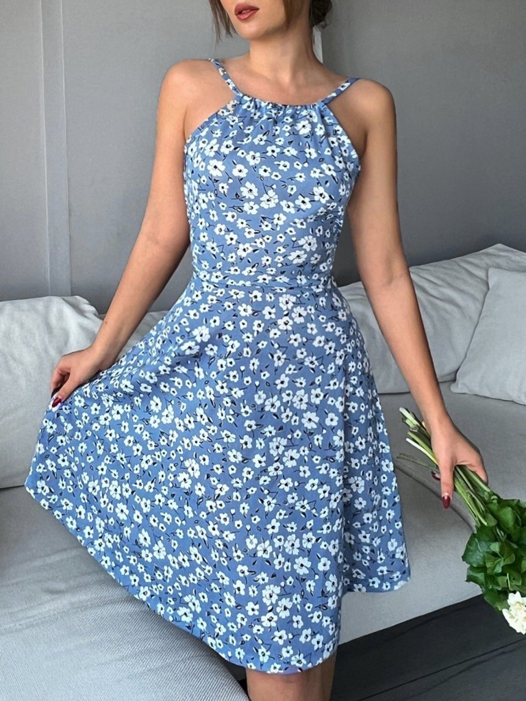 Robe bleu fleurie