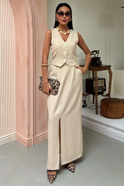 593 -  Ensemble jupe longue et gilet