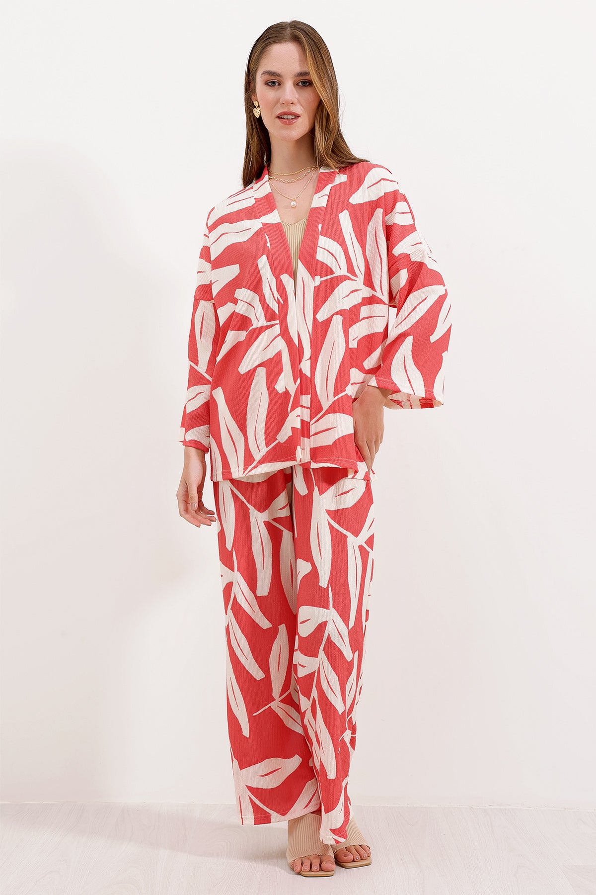 519 - Ensemble à motifs rouge blanc