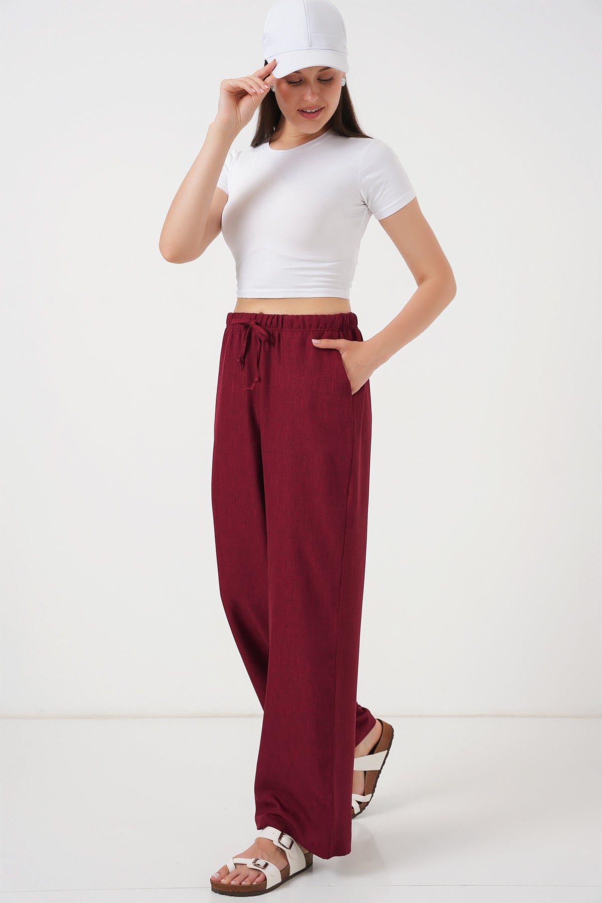 539 - Pantalon large lin bordeaux